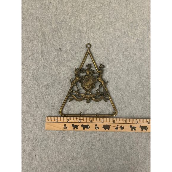 Italian Honor Shield Crest Brass Key Holder Hooks Knight Dog & Stag‎ Vintage - Picture 2 of 6